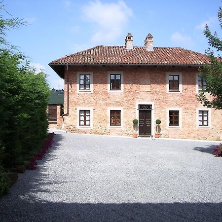 B&B Cascina Gaione Via Gallina,18B 12052 Neive Cn Εξωτερικό φωτογραφία